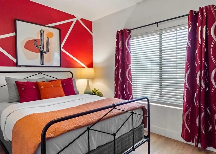 Sleeps 8 Luxury Multi-family Game Sanctuary * Scottsdale