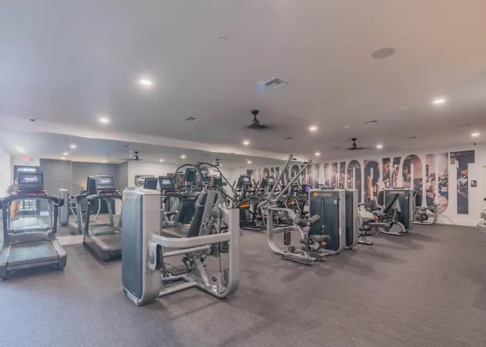 Sleeps 8 Luxury Multi-family Game Sanctuary * Scottsdale