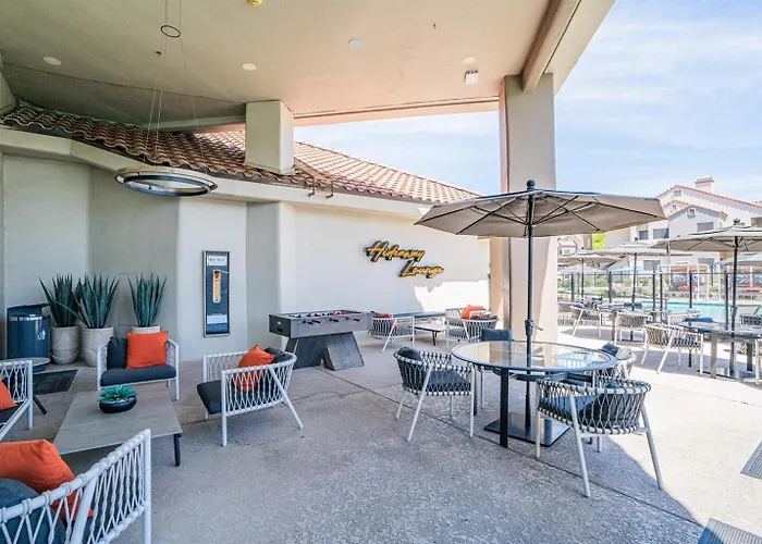 Sleeps 8 Luxury Multi-family Game Sanctuary Appartement *