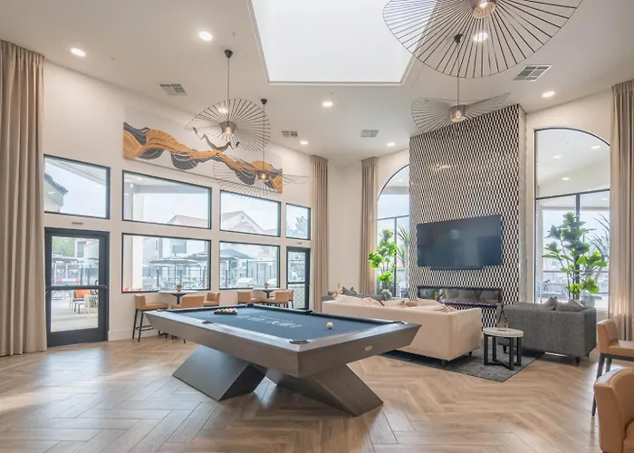 Appartement Sleeps 8 Luxury Multi-family Game Sanctuary