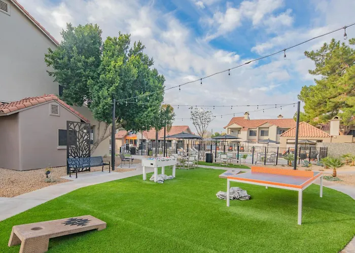 Sleeps 8 Luxury Multi-family Game Sanctuary * Scottsdale